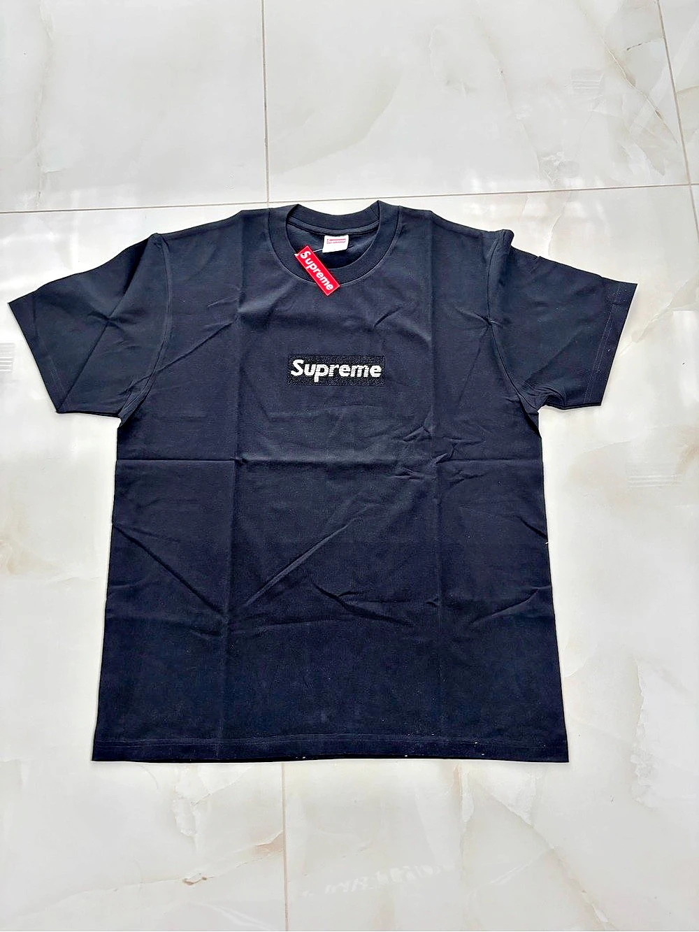Supreme Black Rhinestone Tee
Size Medium
Brand new
Ships same day